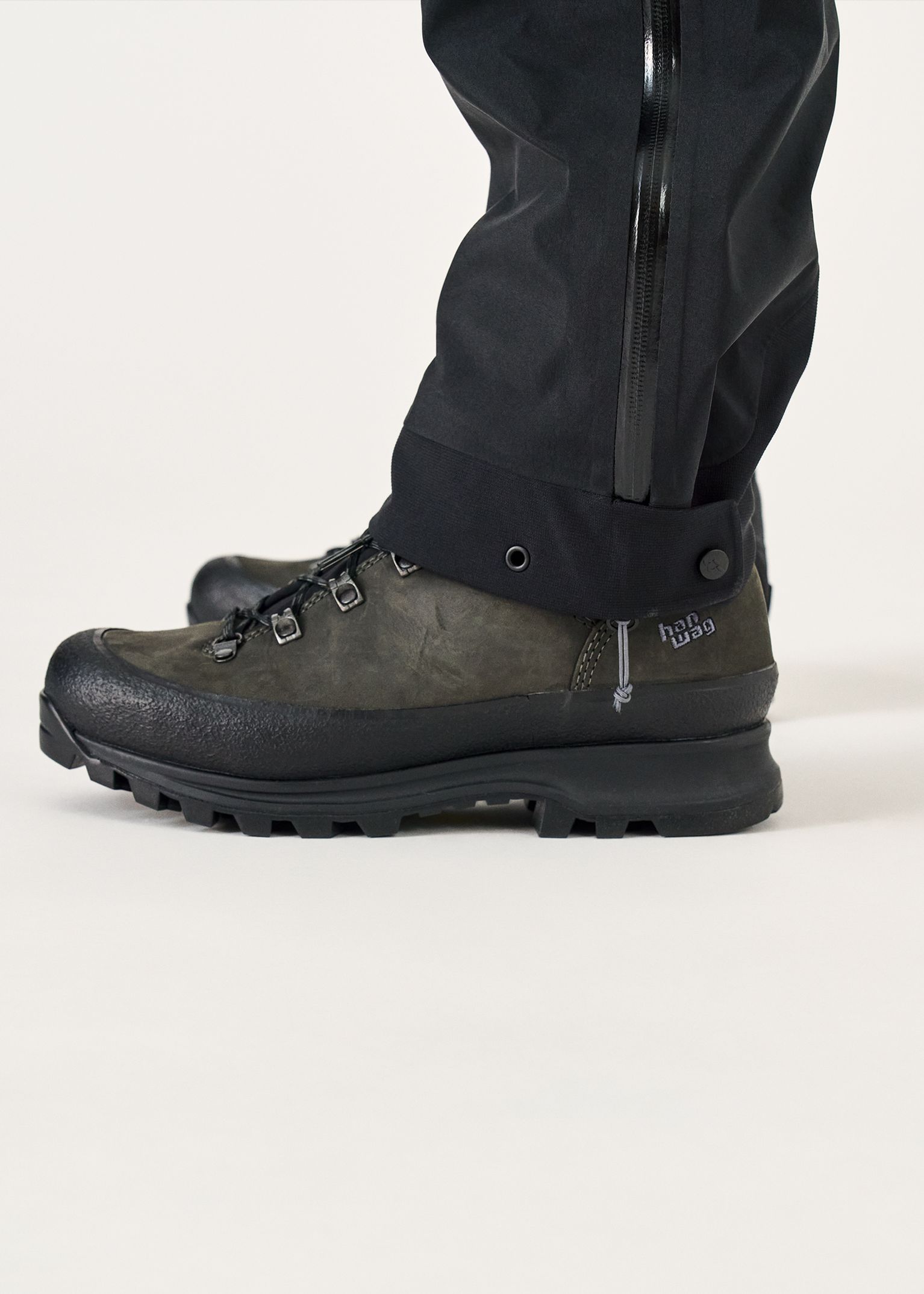  Adjustable hem