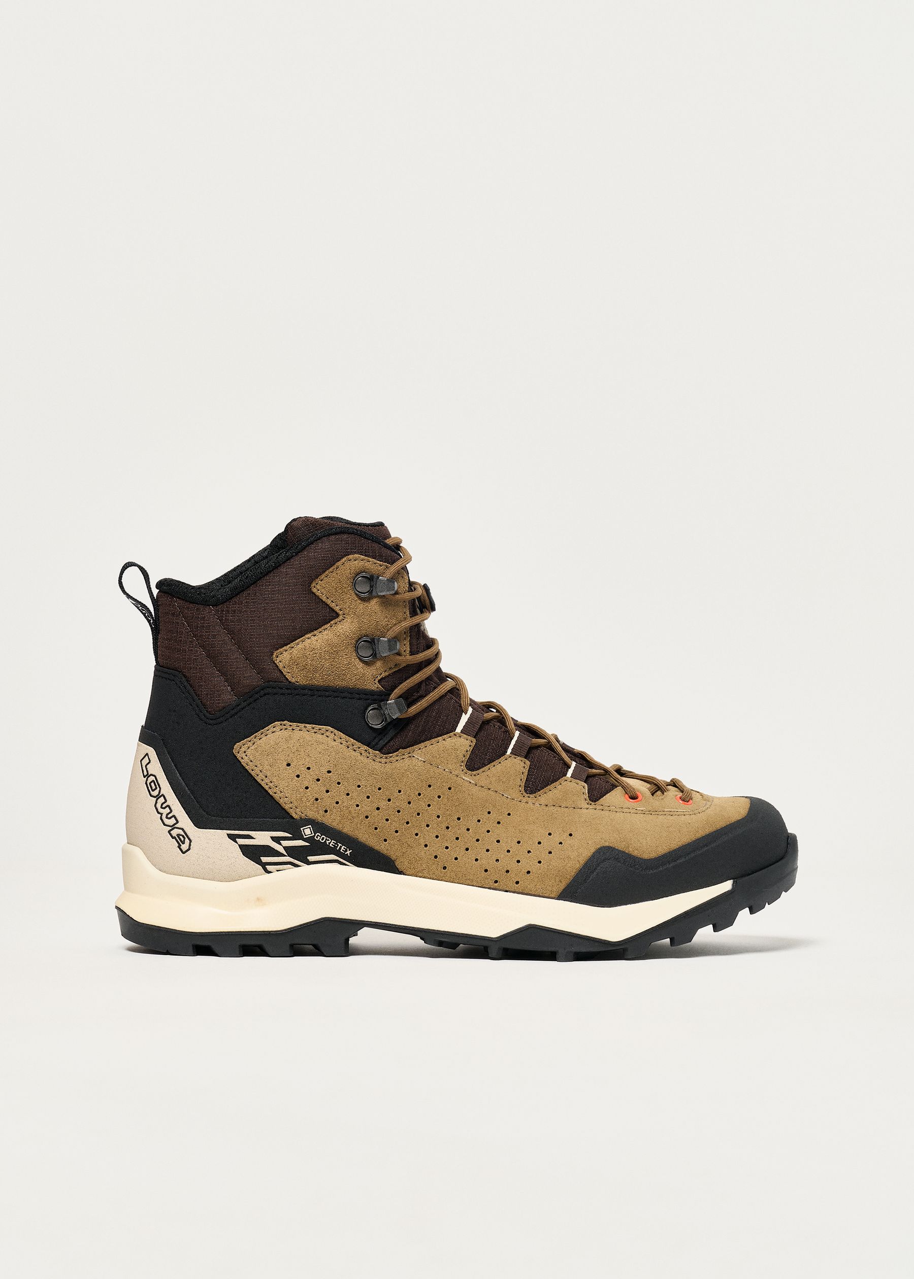Image - 1 - Explorer Mid GORE-TEX Walking Boots