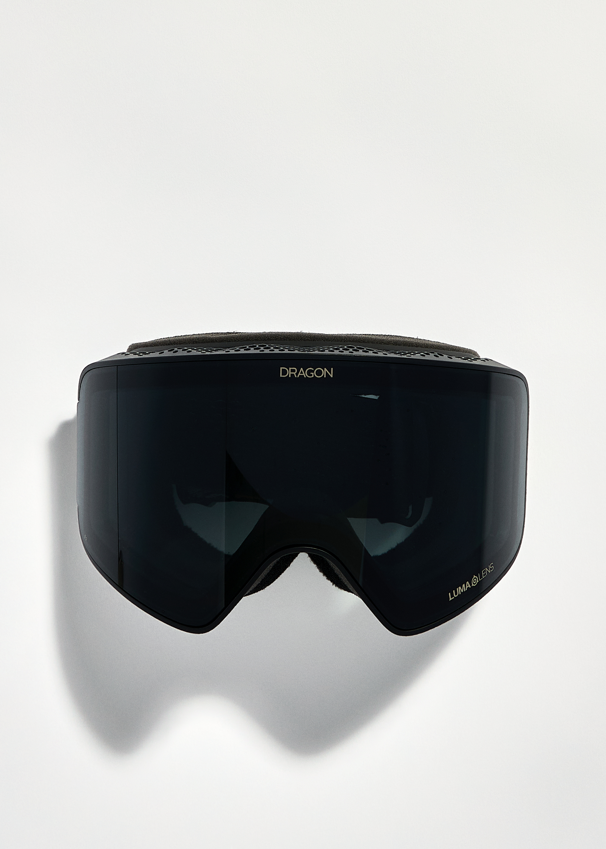 767407901_studio_ellisbrigham_