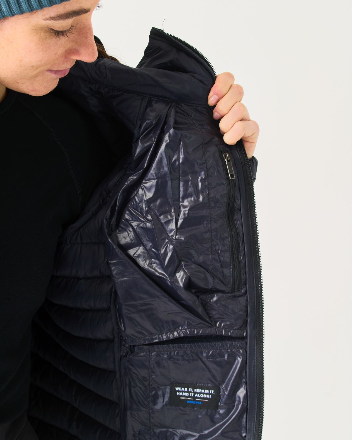  Internal zipped chest pocket 