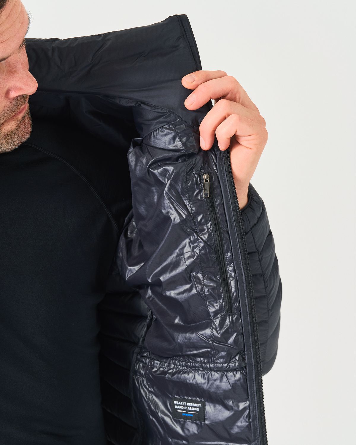  Internal zipped chest pocket 