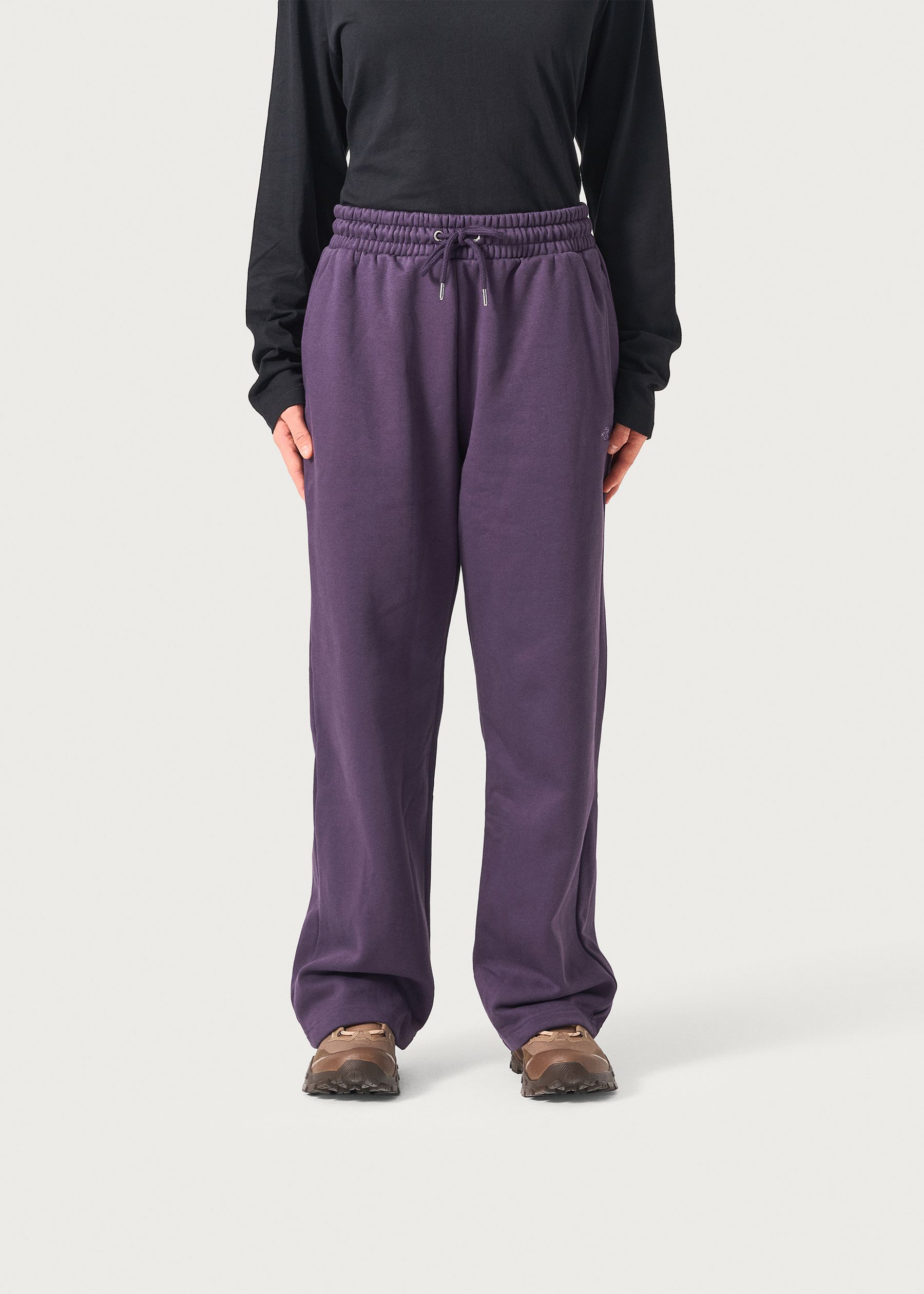 Image - 1 - TNF Essential Simple Dome Straight Leg