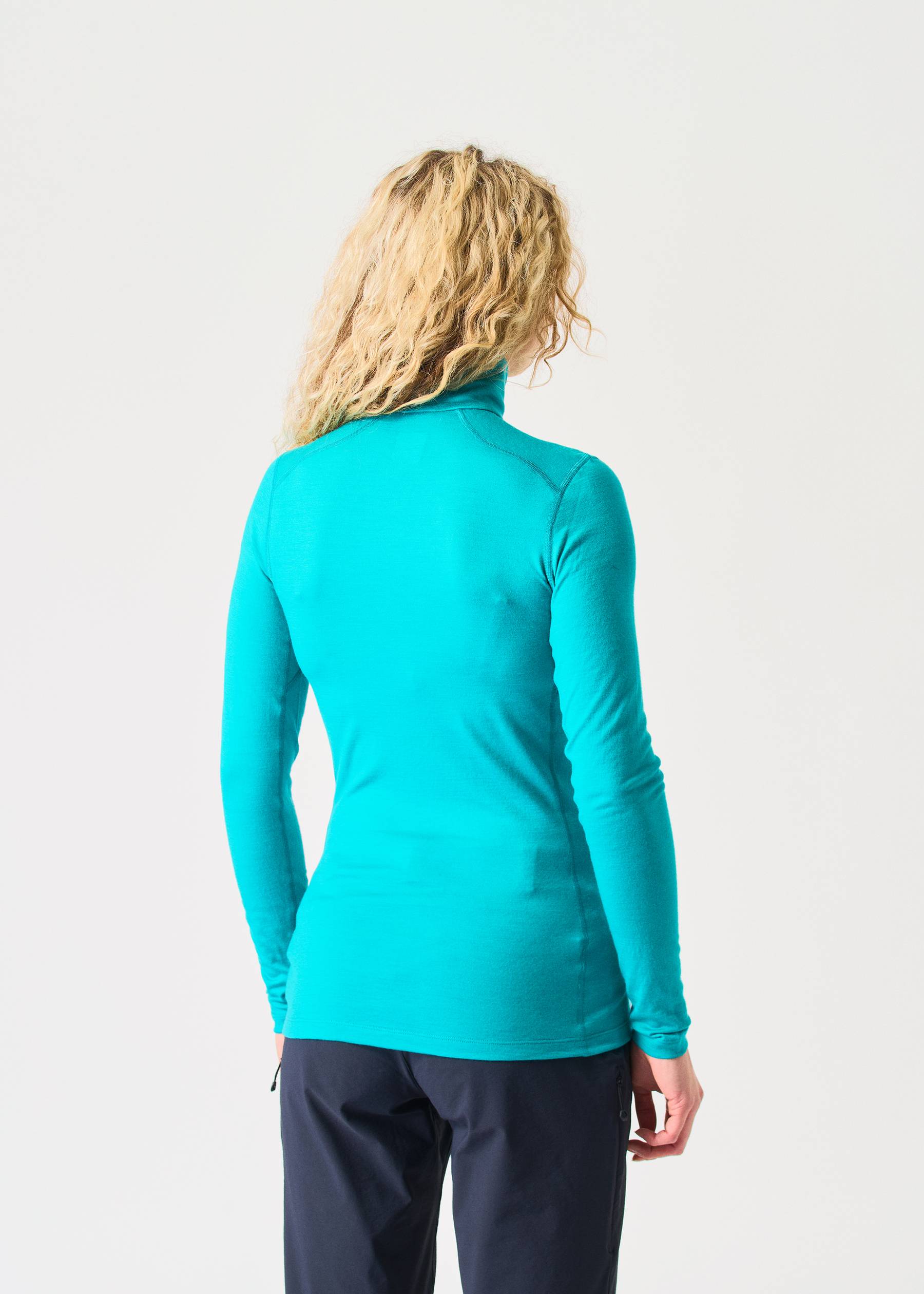 Image - 3 - Bodyfit 200 Oasis Long Sleeved Half Zip