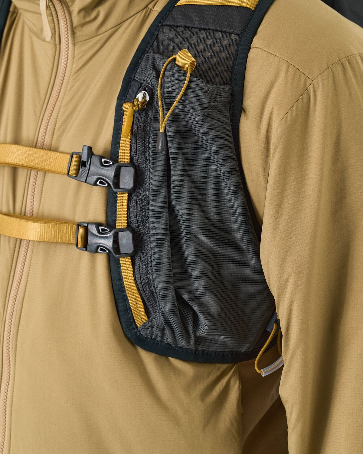 Harness pockets