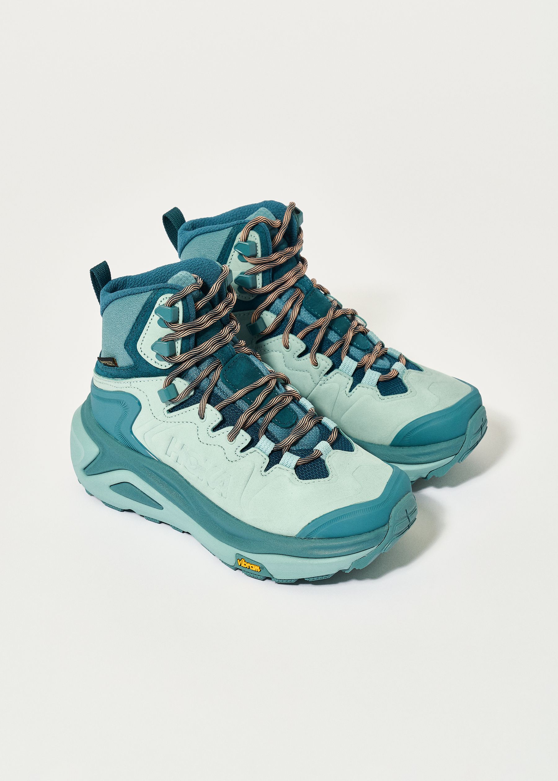 Image - 2 - Kaha 3 GORE-TEX Walking Boots