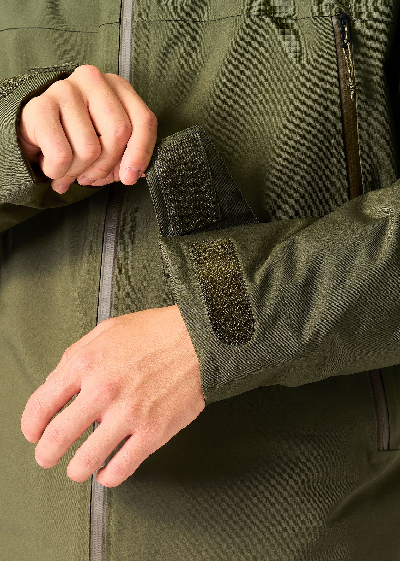 Adjustable cuffs