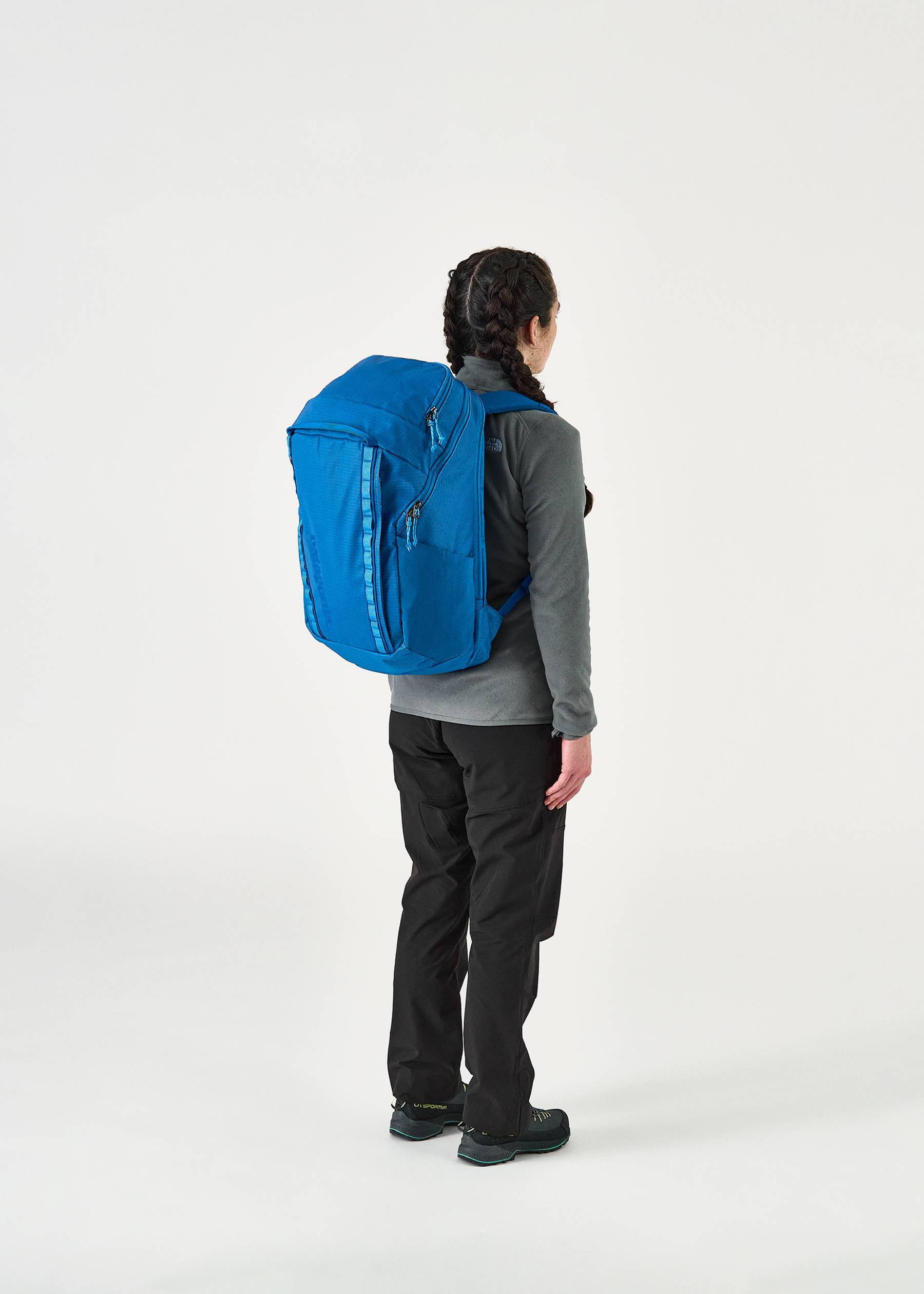Image - 2 - Black Hole Pack 32L