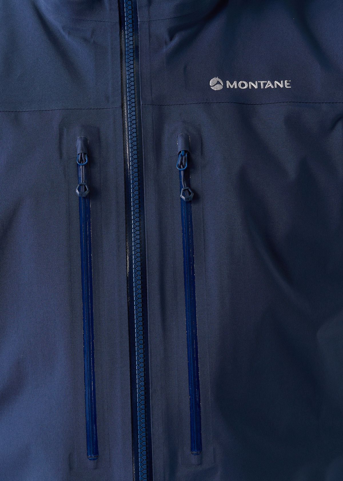 Harness compatible chest pockets