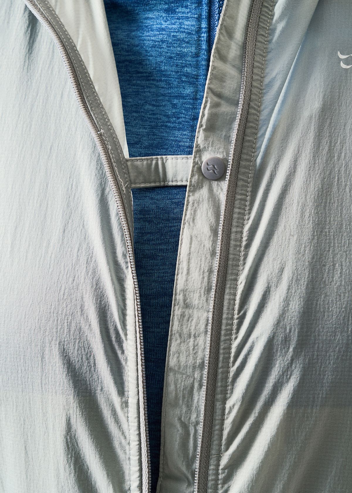  Retainer strap 