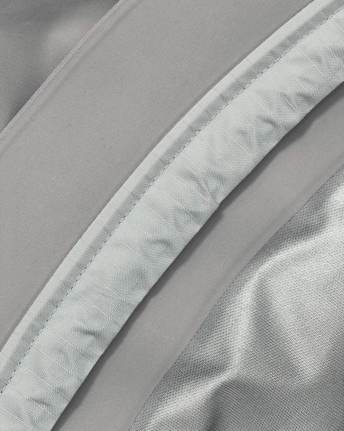 Embedded RECCO reflector