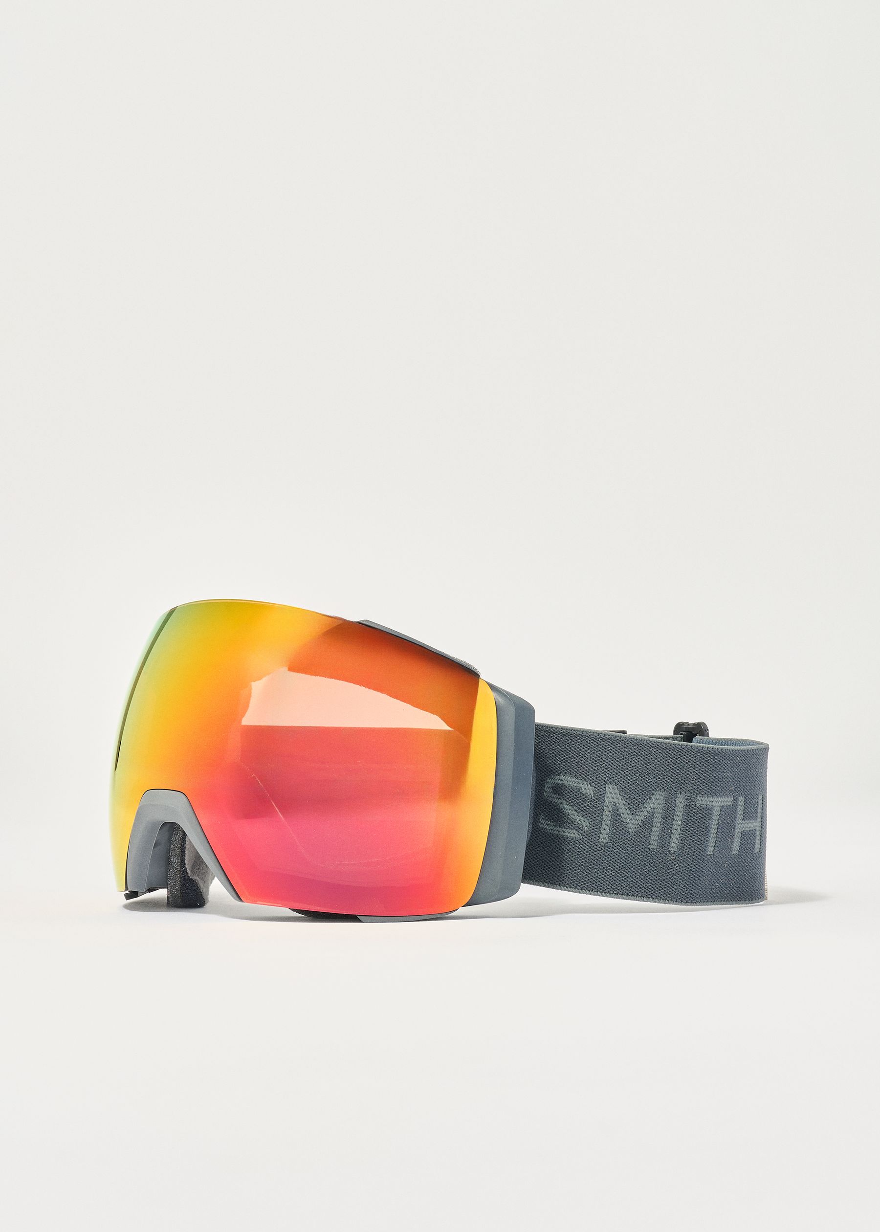 Image - 1 - I/O MAG XL Slate / ChromaPop Everyday Red Mirror Goggles