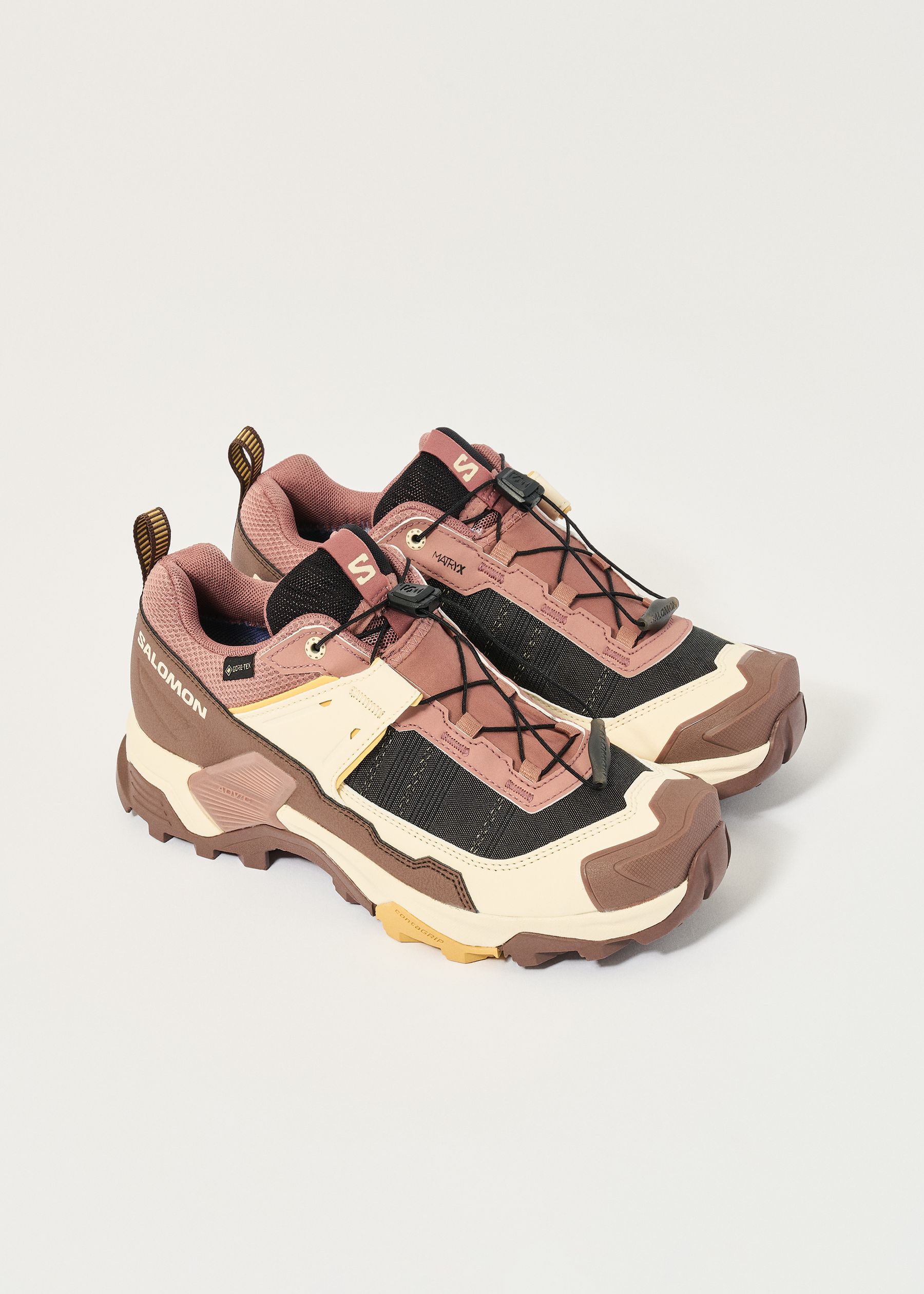 Image - 2 - X Ultra 5 GORE-TEX Walking Shoes