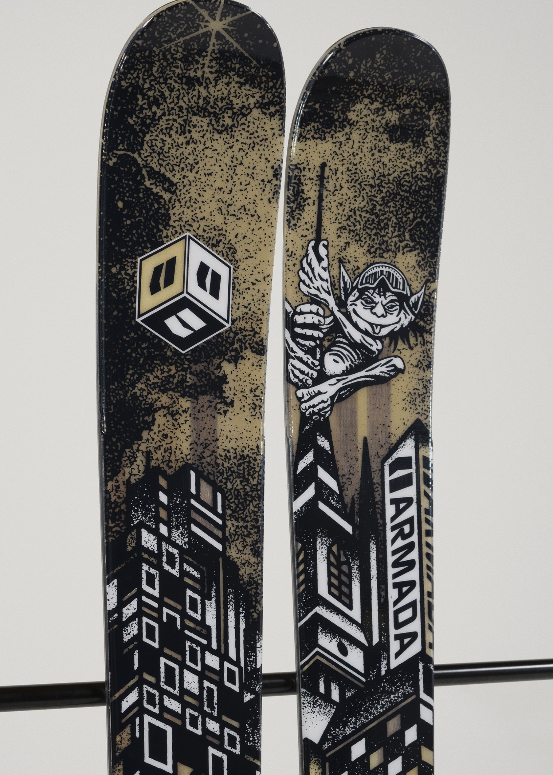 Armada Edollo Skis