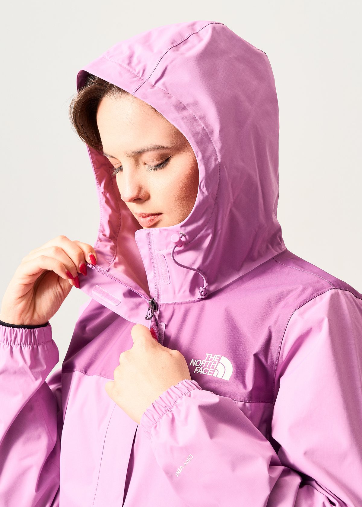 Adjustable hood