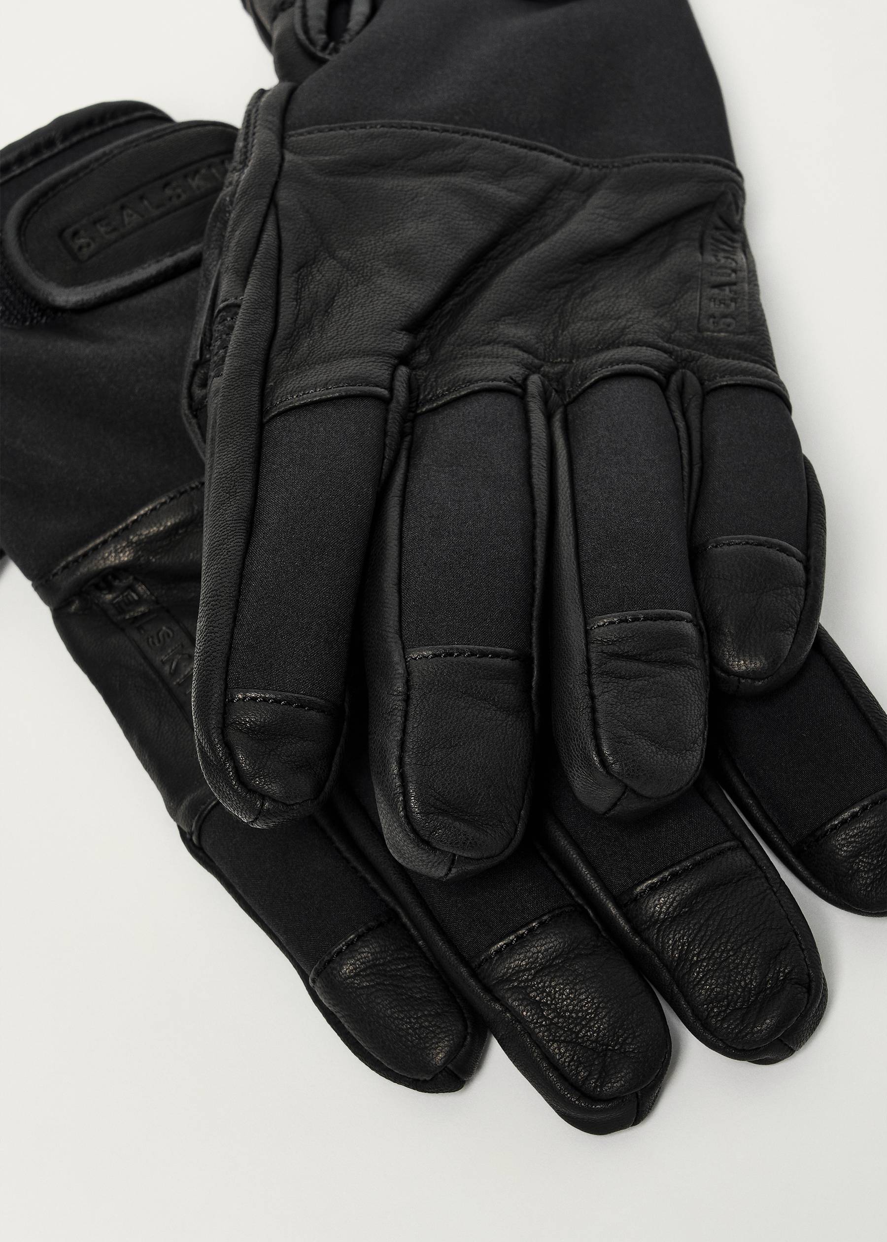 Image - 2 - Sealskinz Walcott Gloves