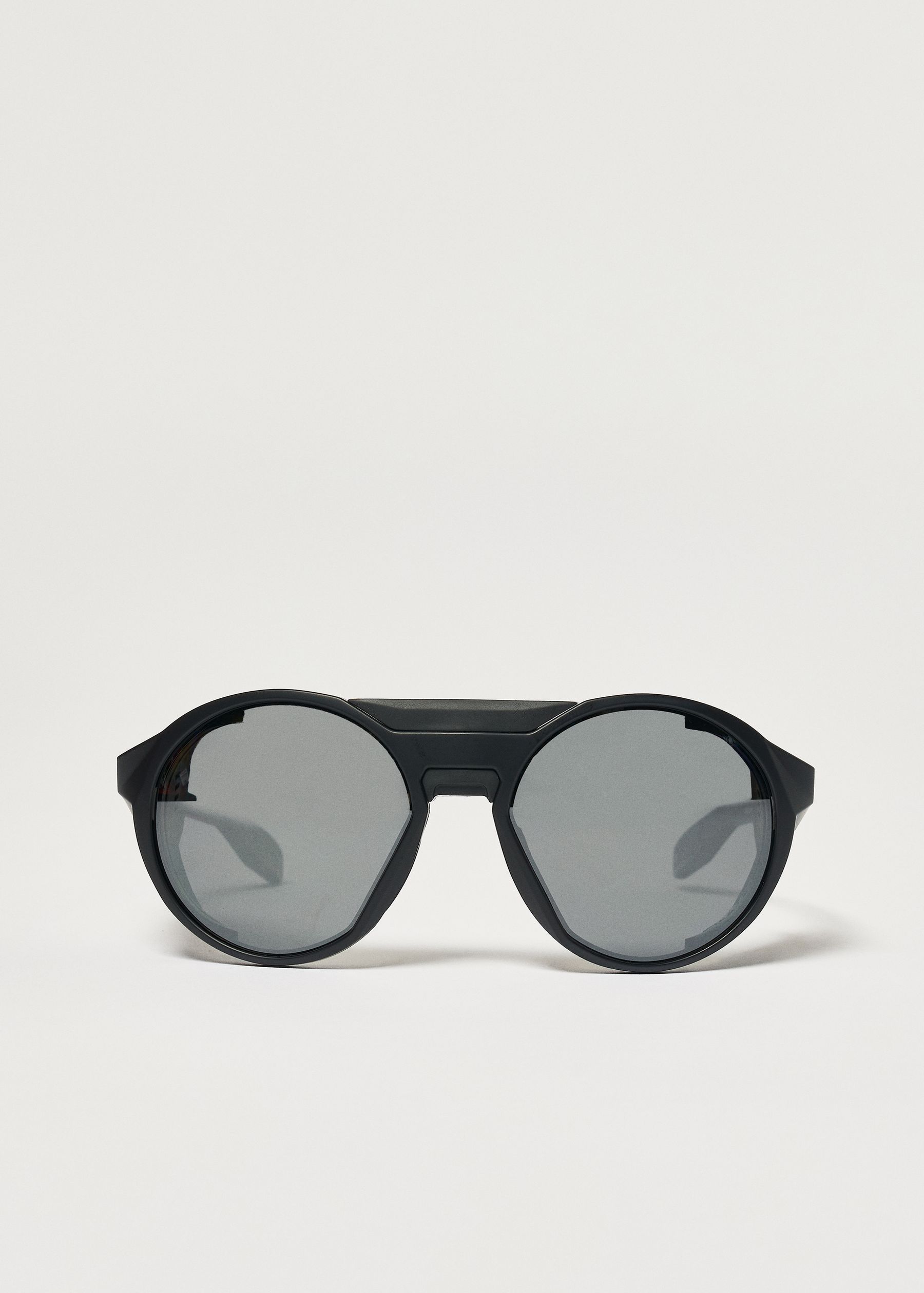 Image - 3 - Clifden Matte Black / Prizm Black Polarised Sunglasses