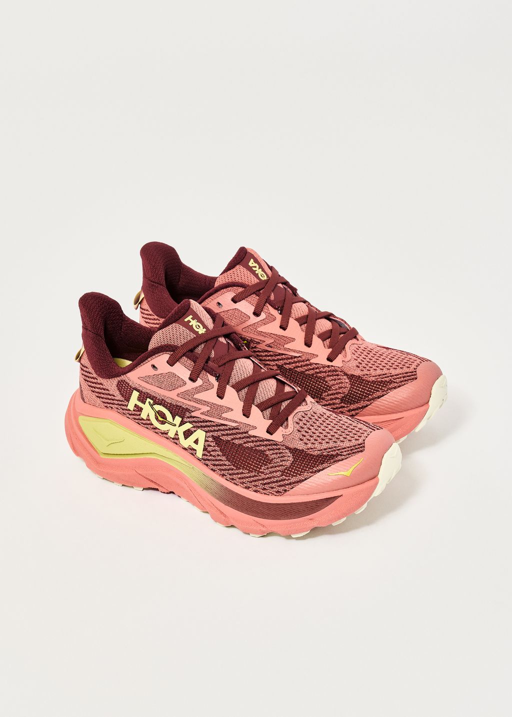 HOKA Challenger 8 Trail Running Shoes
