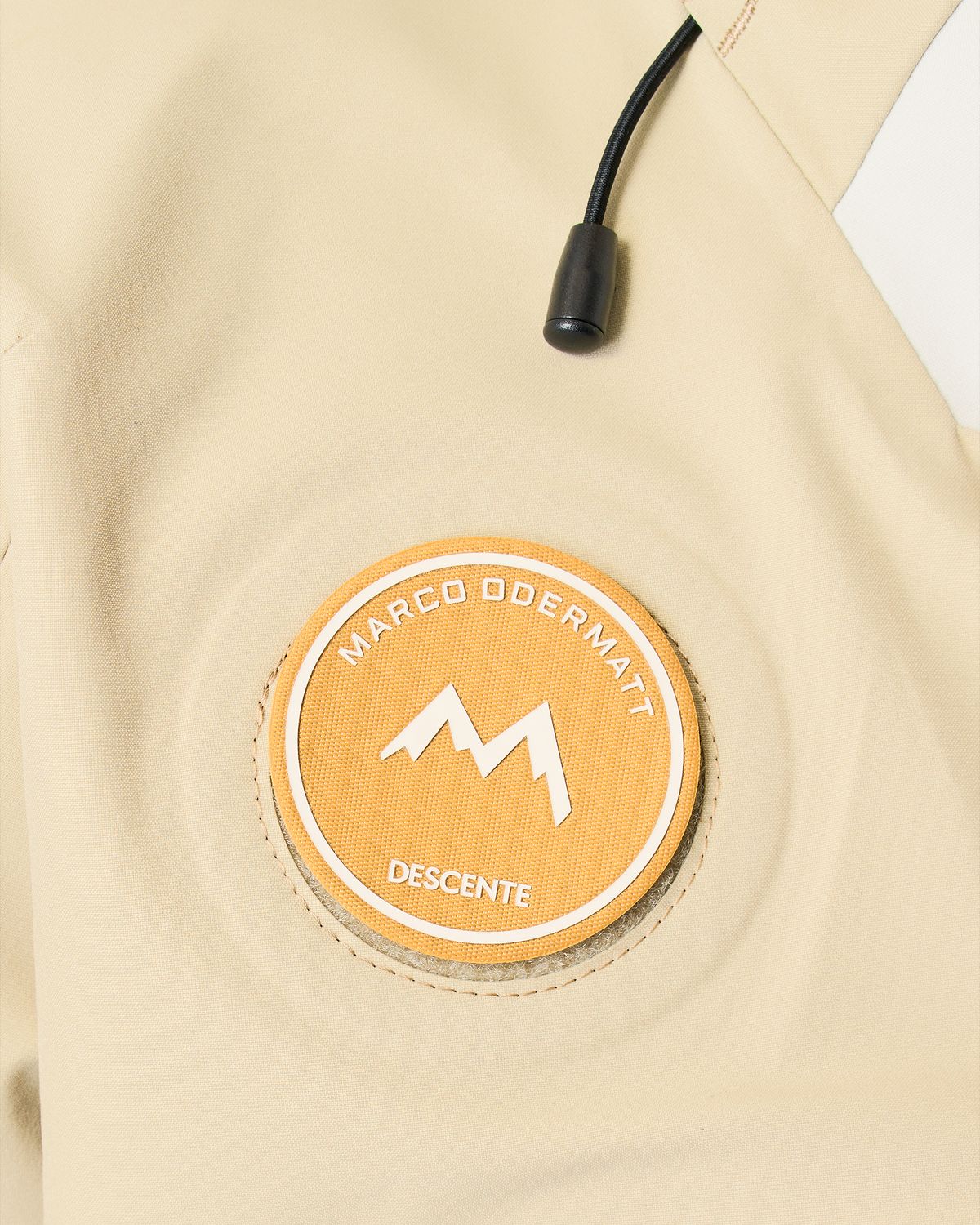 Dermizax 4-Way stretch 3-layer fabric