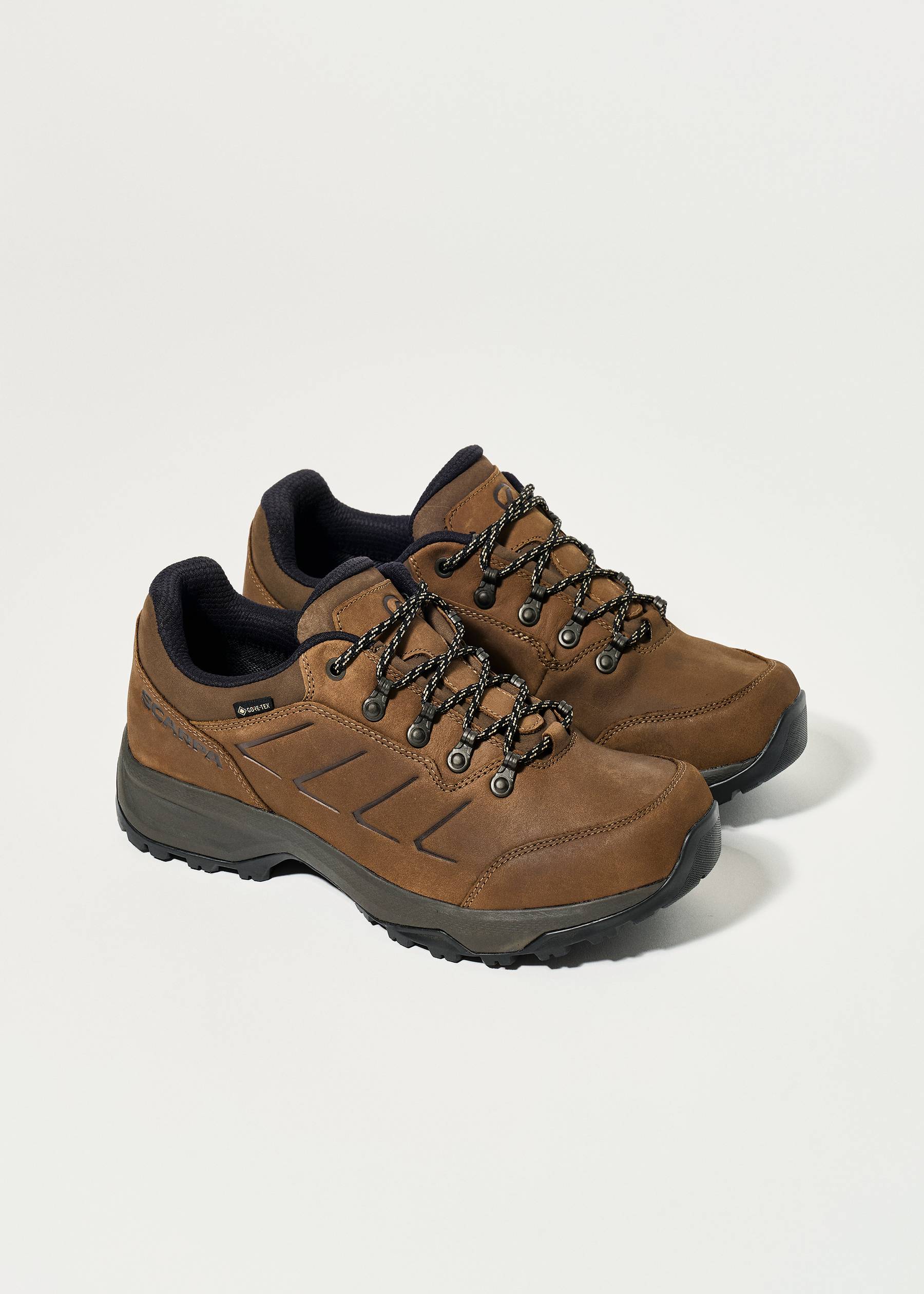 Image - 2 - Cyrus 2 GORE-TEX Walking Shoes