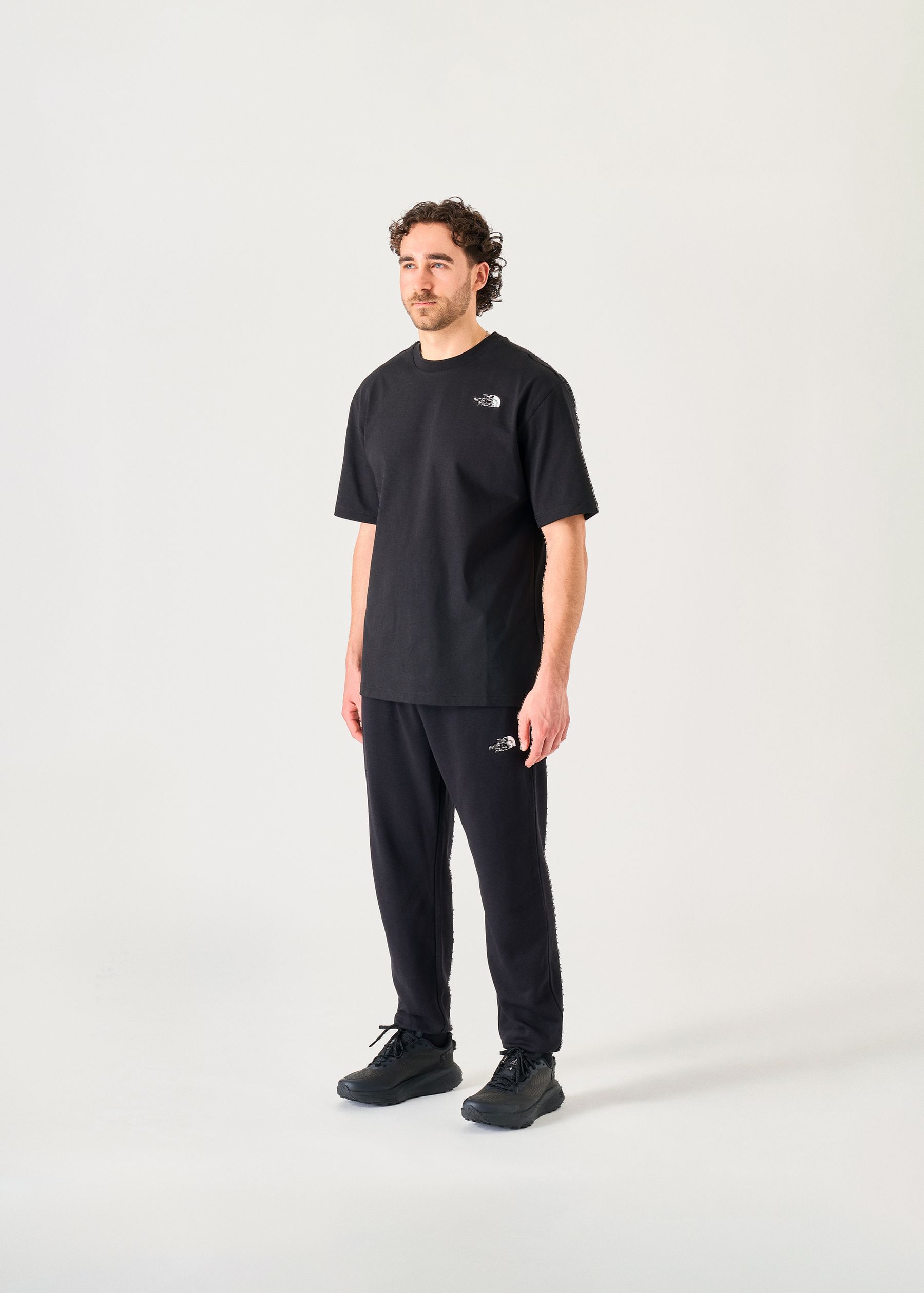 Image - 2 - Simple Dome Light Regular Tapered Jogger
