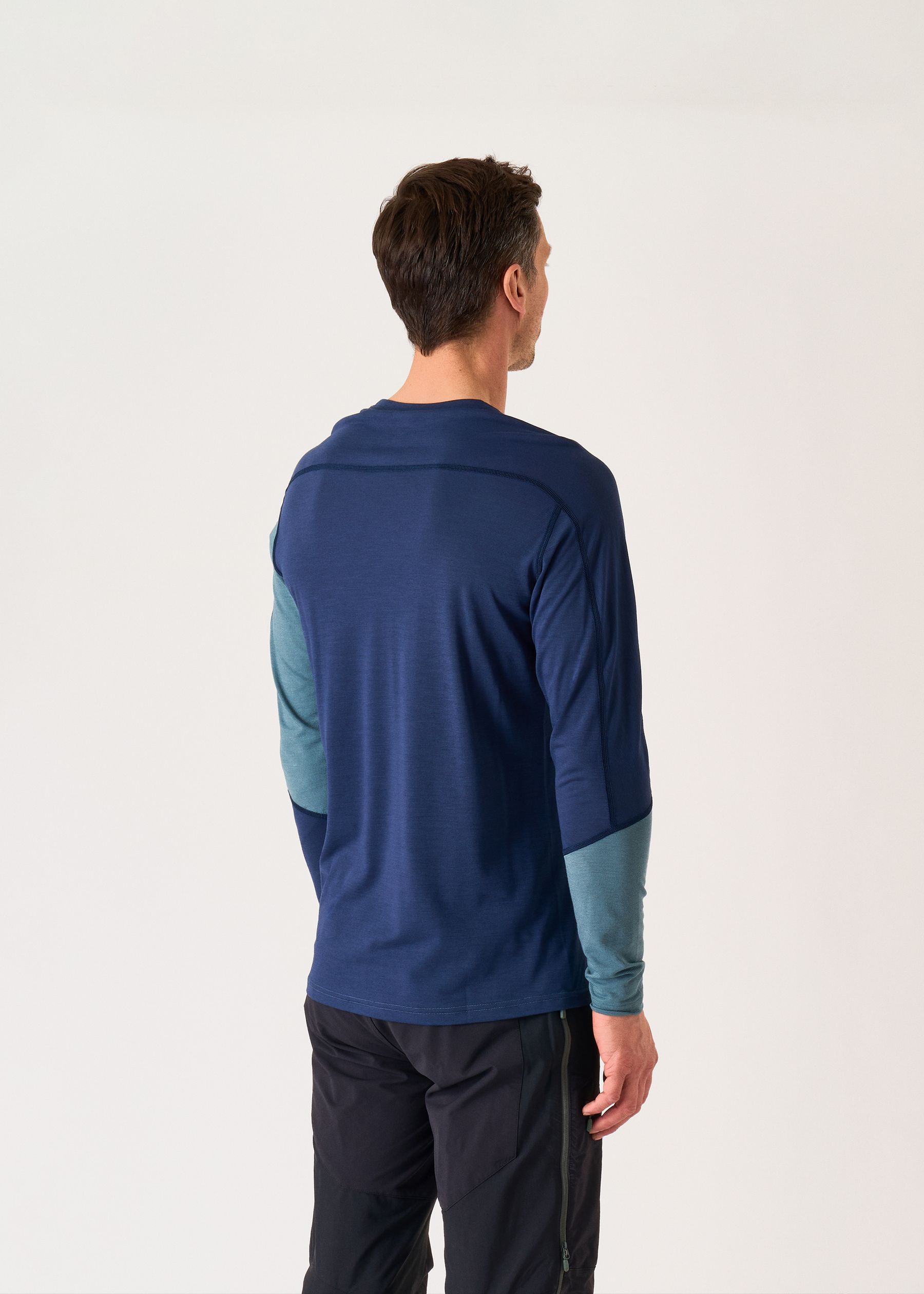 Image - 3 - Falketind Equaliser Merino Long Sleeved Tee