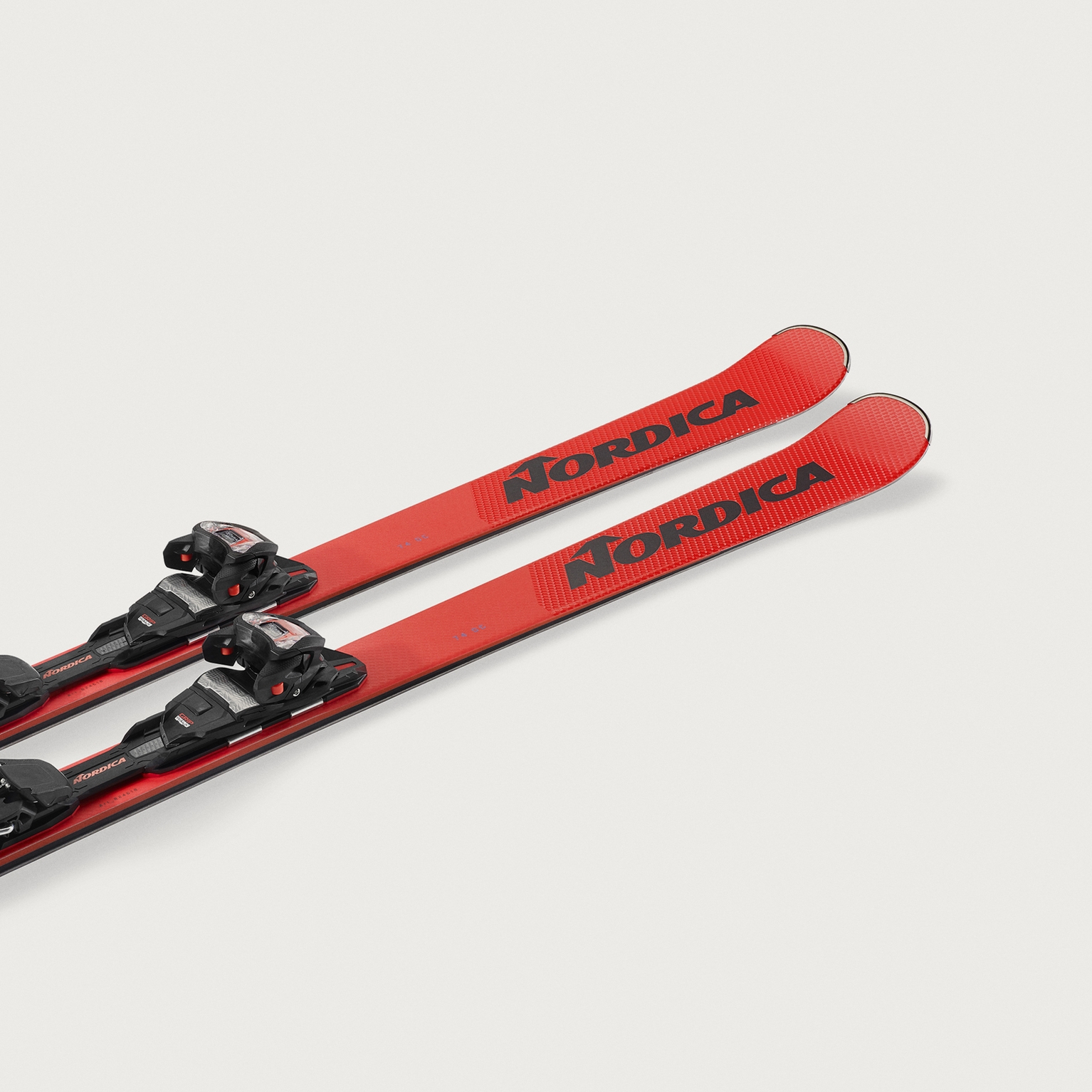 Image of Piste - narrow
