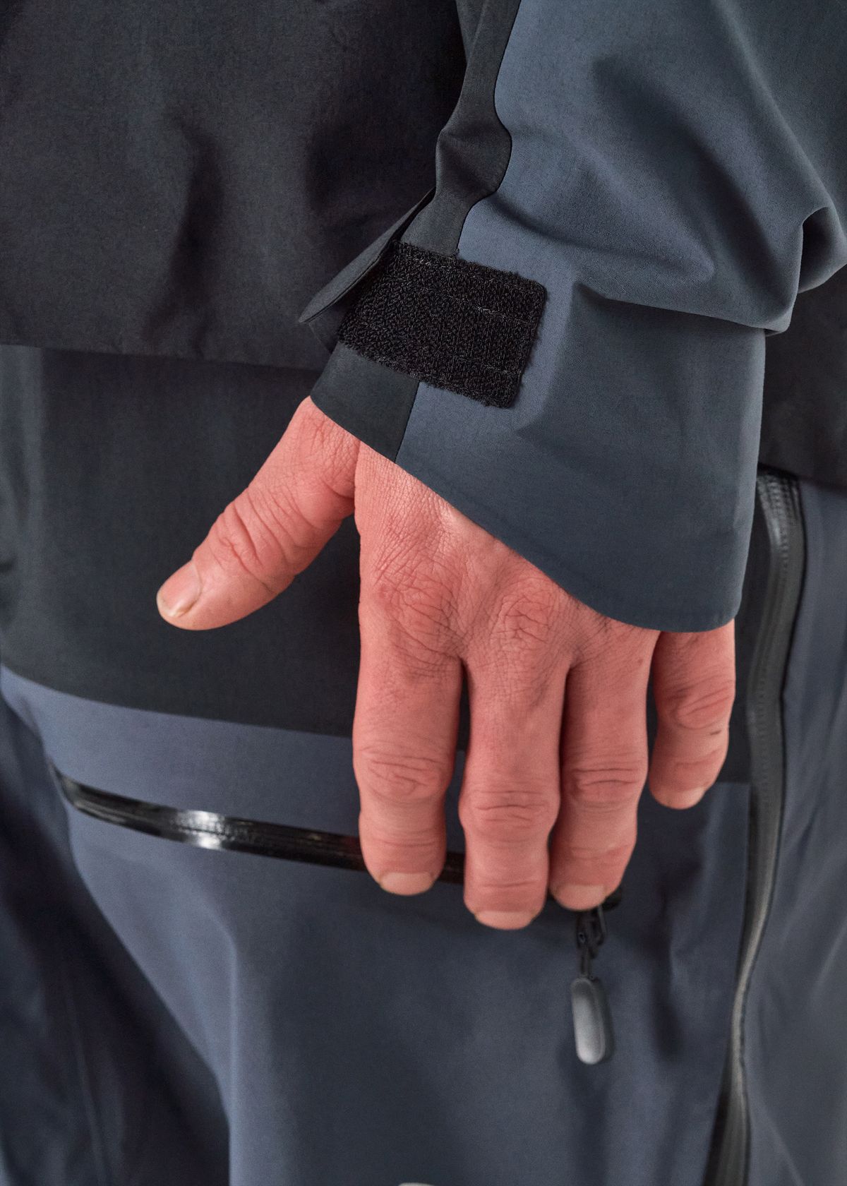 Asymmetrical adjustable cuffs        