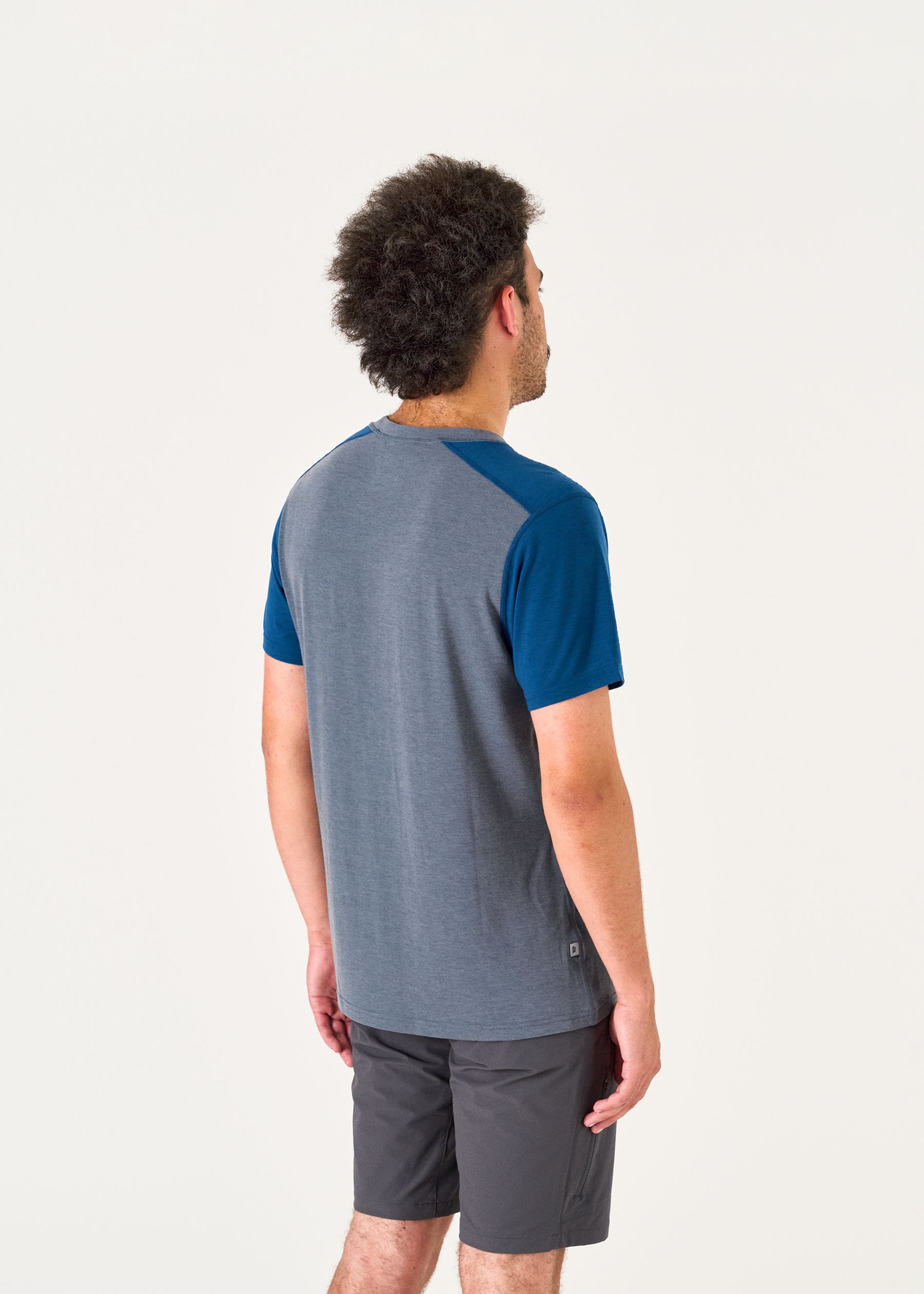 Image - 3 - Headpoint Block Tee