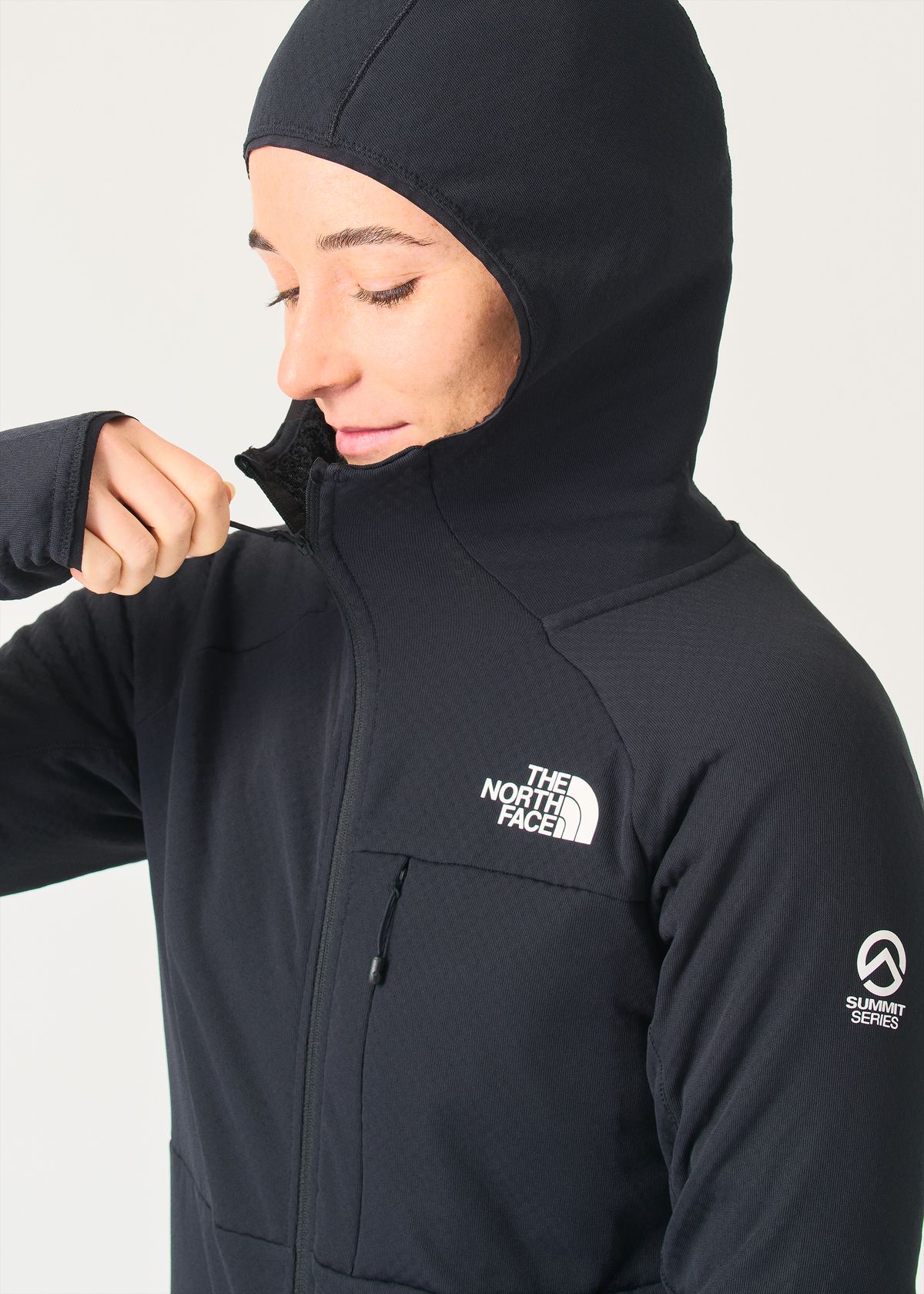 Low-profile elasticated hood     