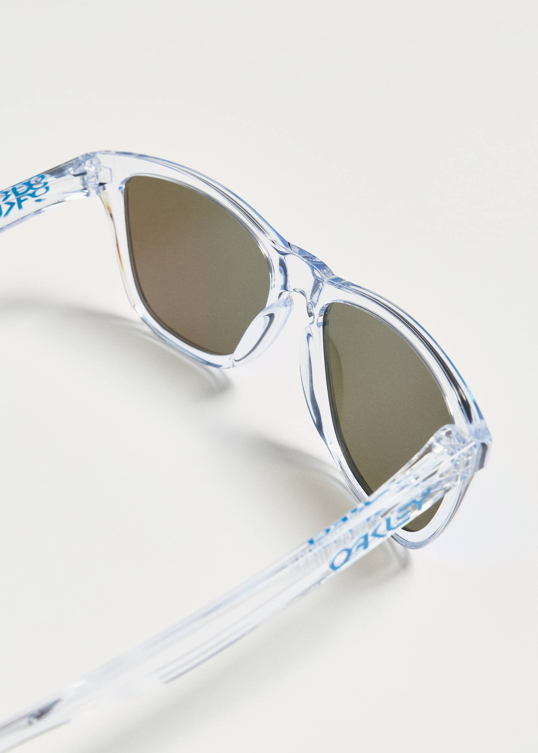 Oakley Frogskins Crystal Clear / Prizm Sapphire Sunglasses