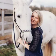 Sabine     Flotzinger