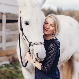 Sabine     Flotzinger