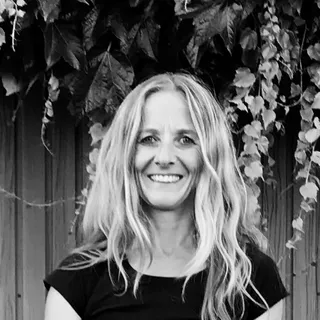 Mag.  Mara    Larsen, BEd