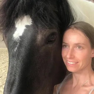 Julia Derndorfer, BEd