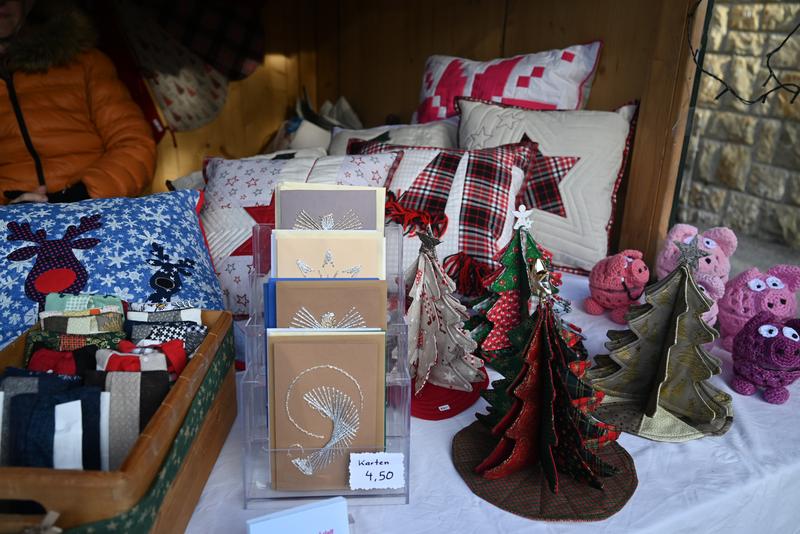 <img src="" alt=„Weihnachtsbazar Lebensbogen 2025“>