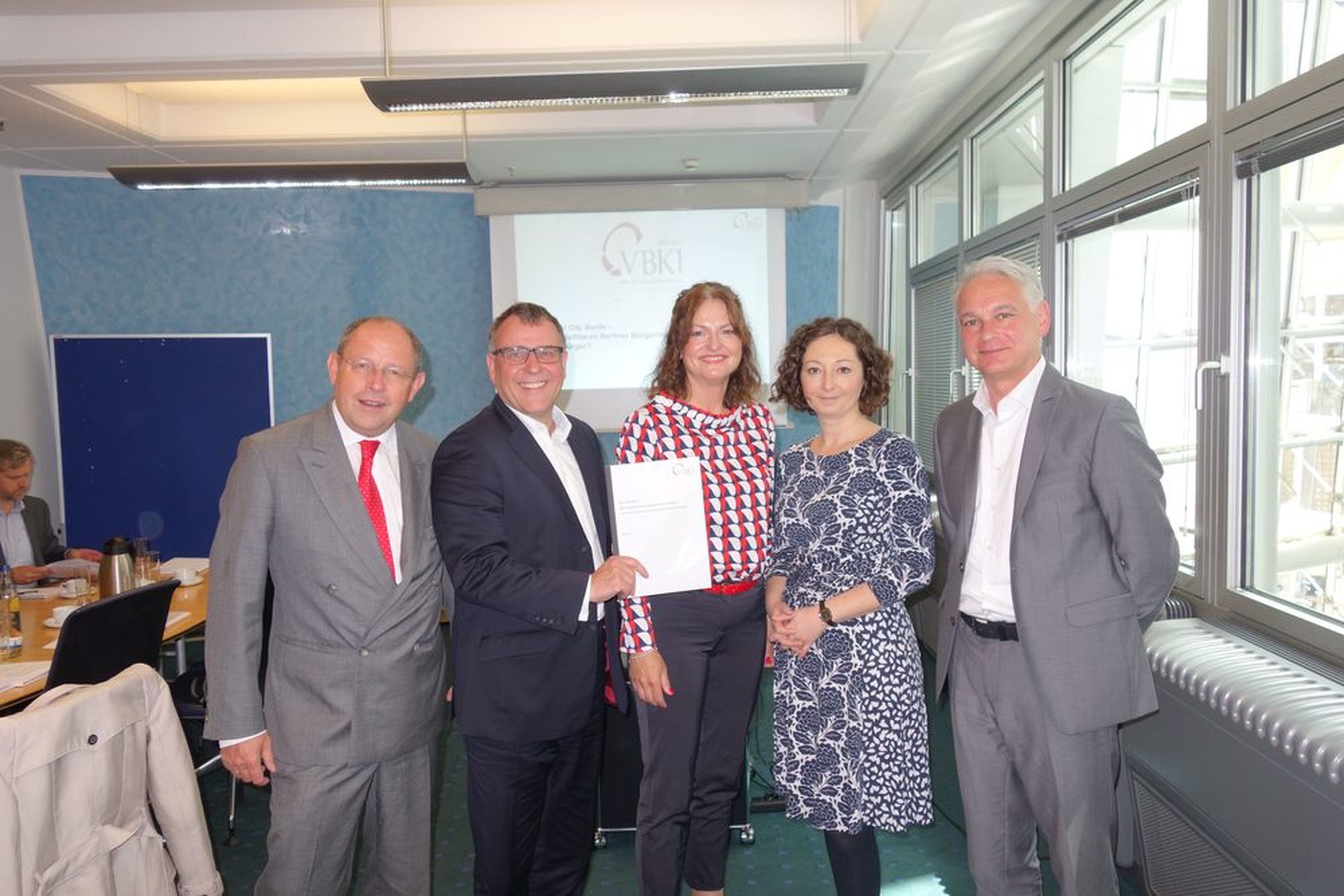 Umfrage Smart City VBKI mit STADT UND LAND