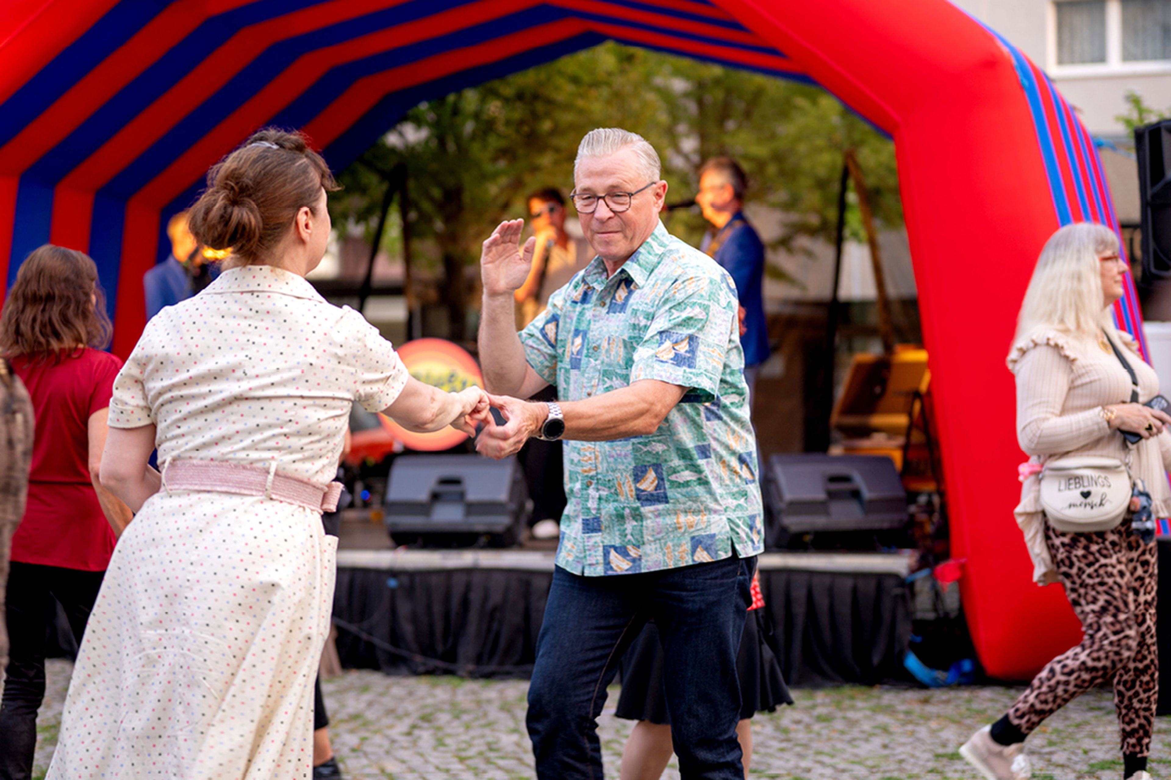Hellersdorfer Balkonkino 2025_Tanz