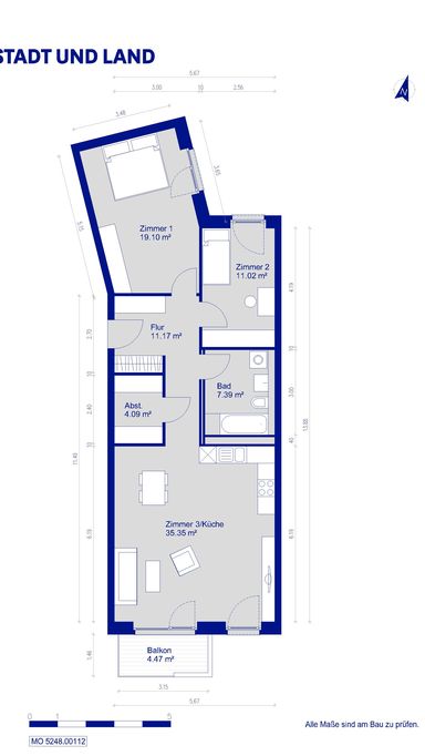 Grundriss einer Wohnung mit drei Zimmern, Küche, Bad, Abstellraum und Balkon, von STADT UND LAND.