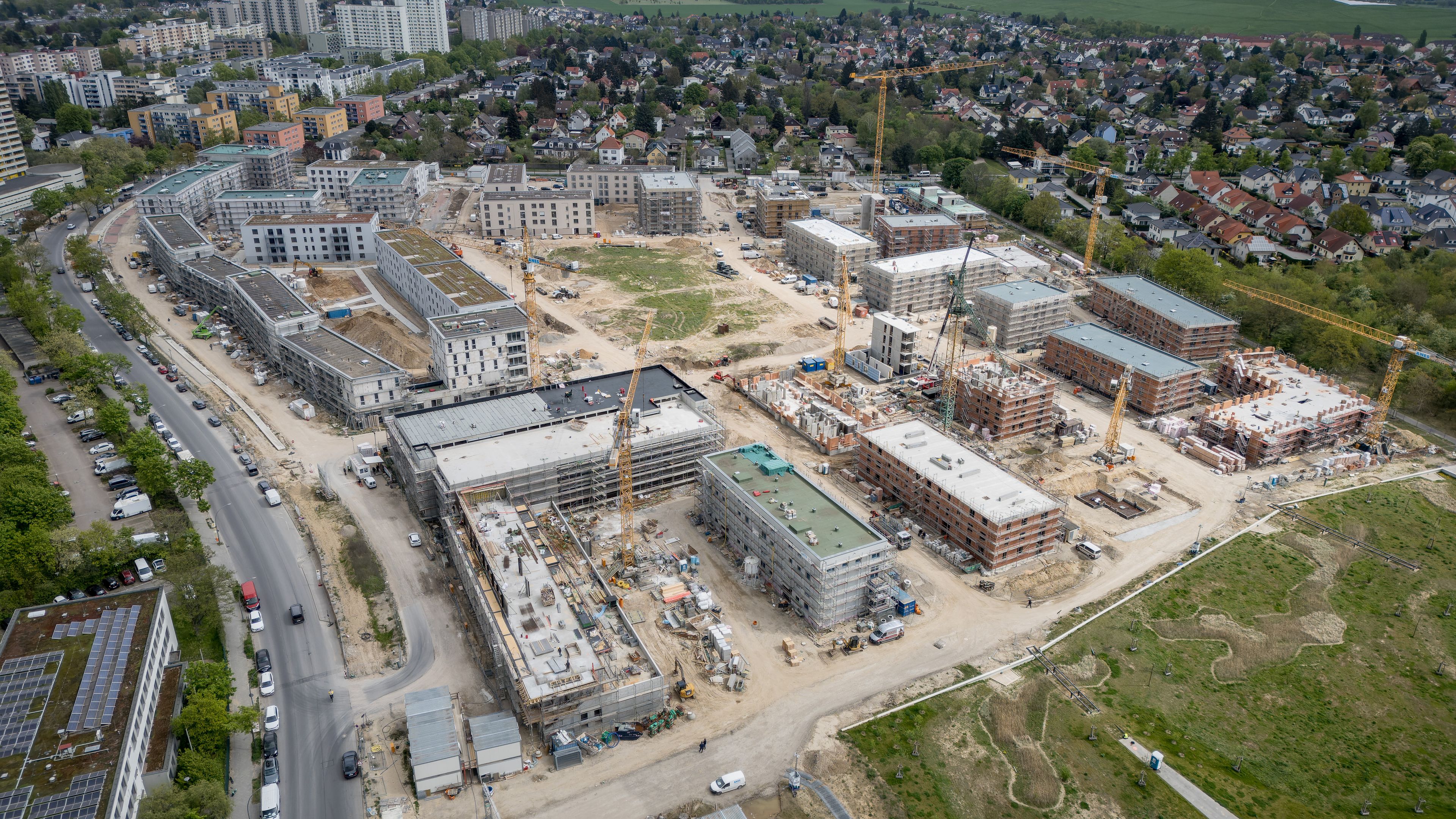 Das Bauvorhaben auf den Buckower Feldern von oben.