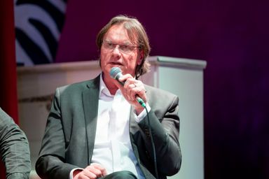 Extremismus in der Nachbarschaft Dialog oder Distanz