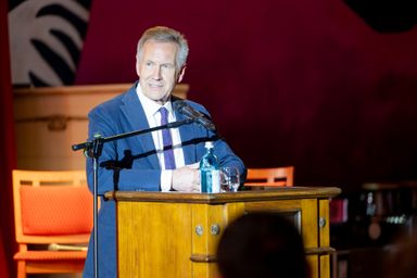Extremismus in der Nachbarschaft Dialog oder Distanz