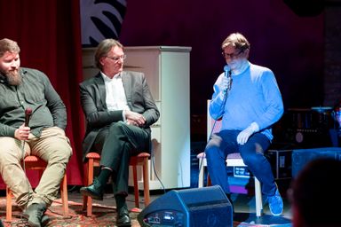 Extremismus in der Nachbarschaft Dialog oder Distanz