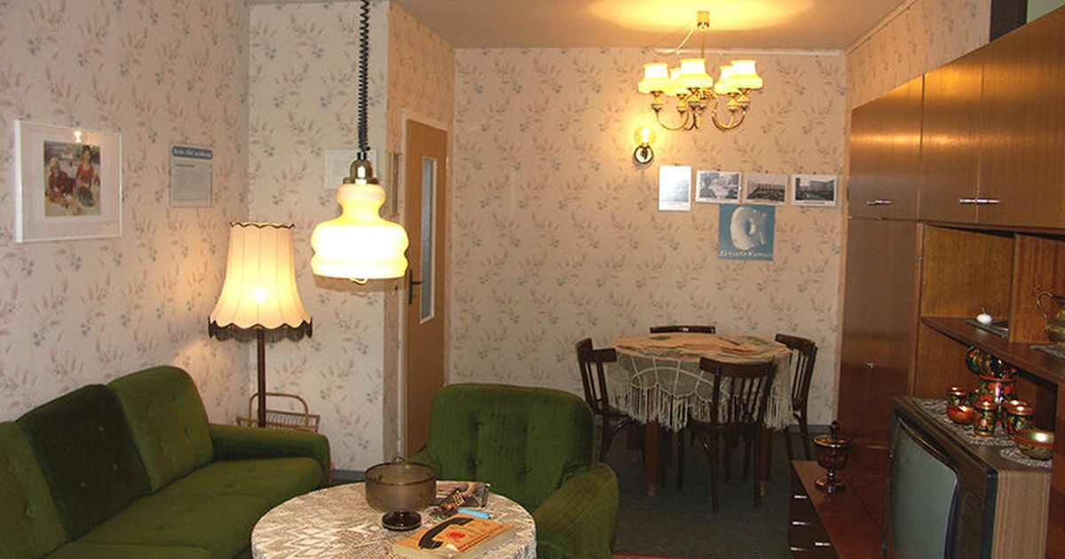 GDR Museum Apartment WBS 70
