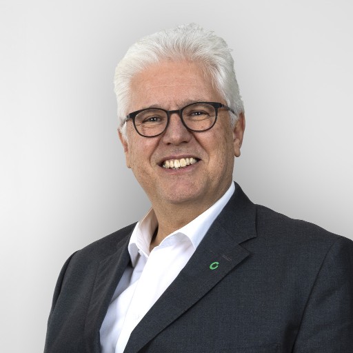 Portraitfoto von Andreas Huss, MBA Obmann der Österreichischen  Gesundheitskasse