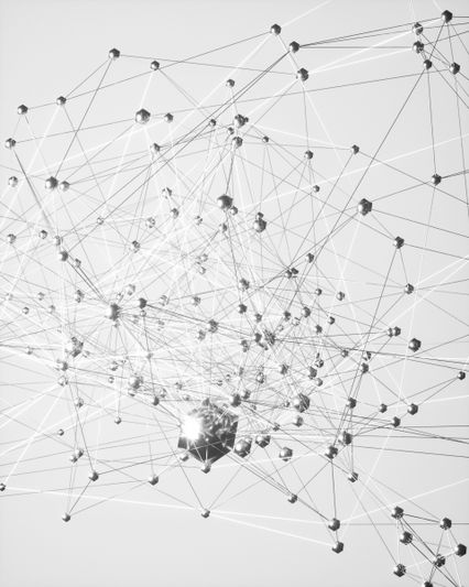 Réseau abstrait de nœuds et de lignes interconnectés sur un fond clair, ressemblant à une toile complexe ou à un réseau numérique.