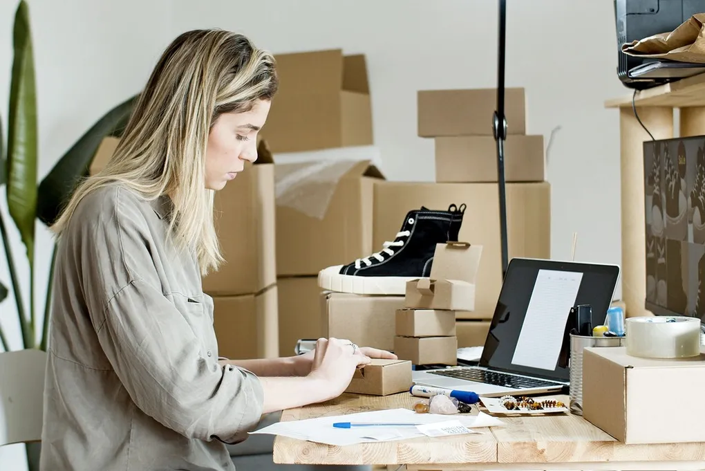How to Start a Drop Shipping Business