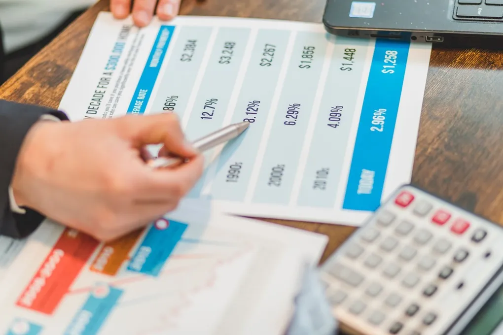 How to Calculate Startup Burn Rate and Runway