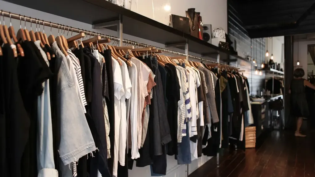 How to Start a Clothing Retail Store