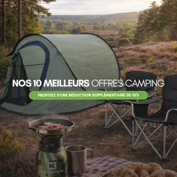 Camping setup with a green tent, folding chairs, and a portable stove cooking sausages. Text overlay: "Nos 10 Meilleurs Offres Camping."
