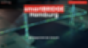 Screenshot einer Landingpage mit der Überschrift smartBRIDGE Hamburg und der Subline: Die Gegenwart der Zukunft. Dahinter sieht man eine digital simulierte Seilbrücke.